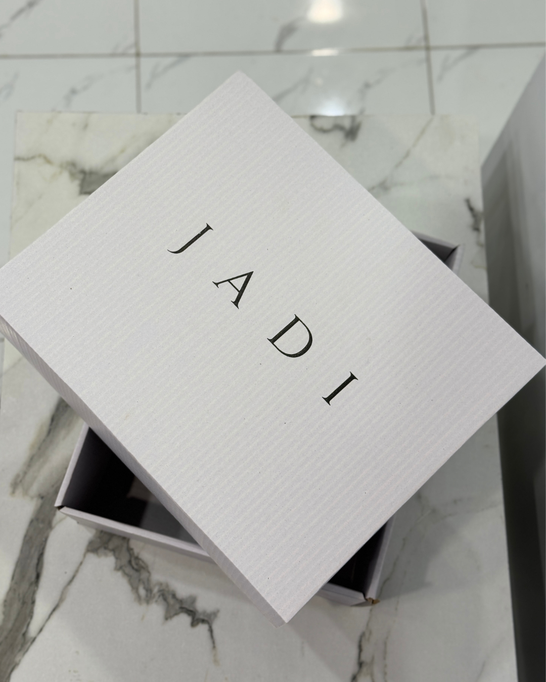 Gift-Ready & Secure Packaging